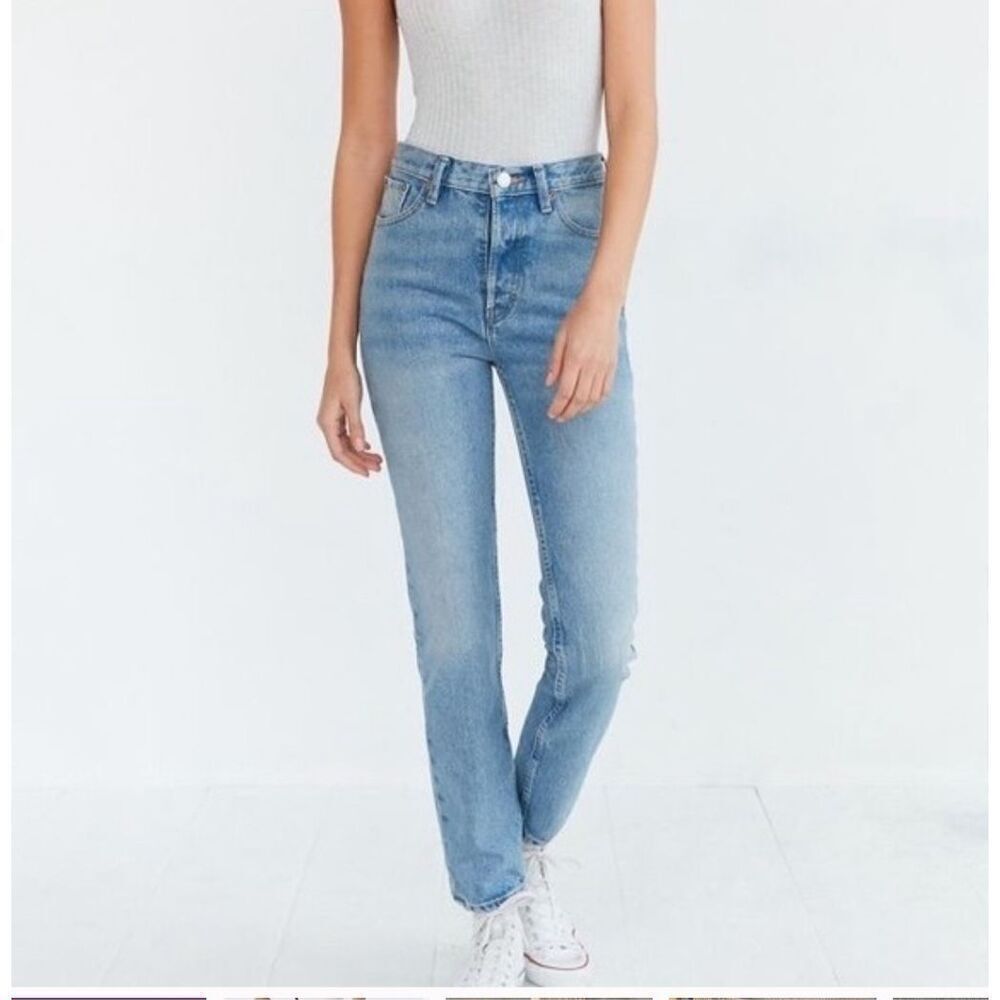 BDG High-Waisted Skinny Straight Jean Size 26